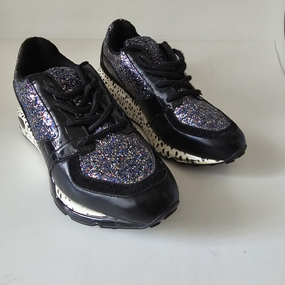 Steve Madden Boomer Ladies Glitter Low Top Sneakers Size 7 Black White